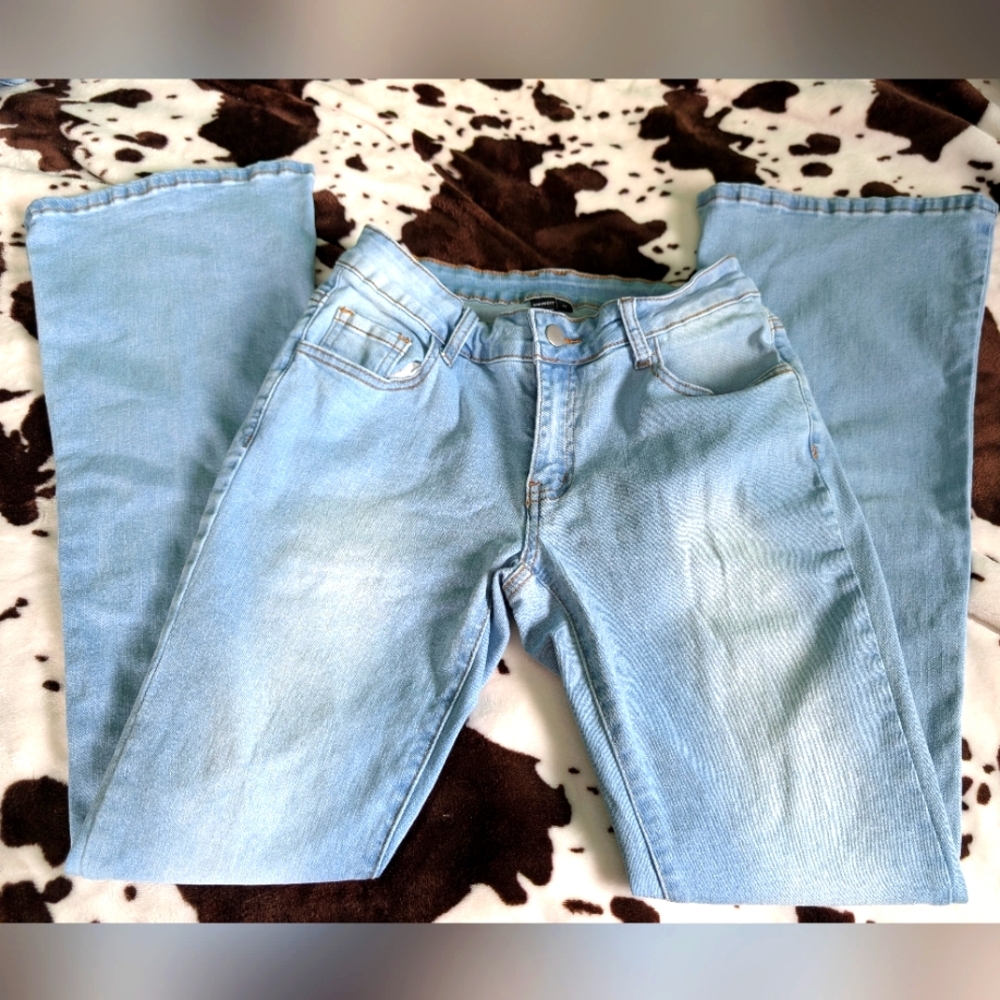 SHEIN Light Blue Flare Jeans!